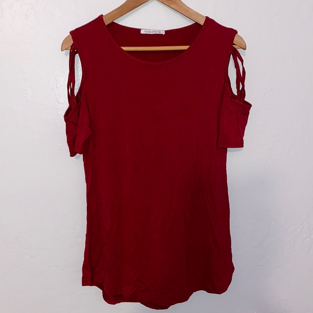 L Red Top w/ Cut Out Shoulders